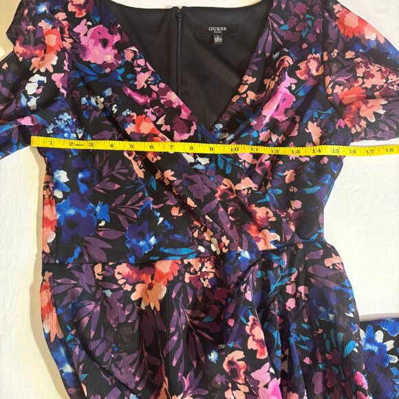 GUESS Multicolor Floral Long-Sleeve Wrap Dress - Size 6 - Picture 5 of 13